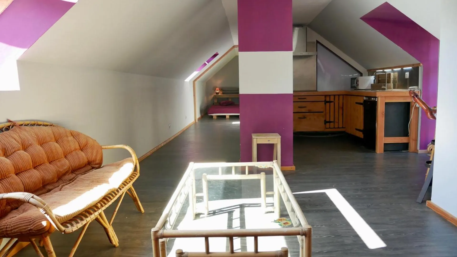 Maison Canal De Nantes A Brest Paule Holiday home